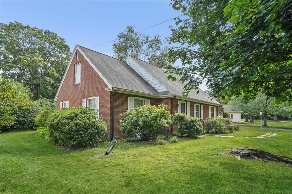 1375 South Branch Parkway Springfield, MA 01129 - Photo 36 of 39 Gallery Image 36