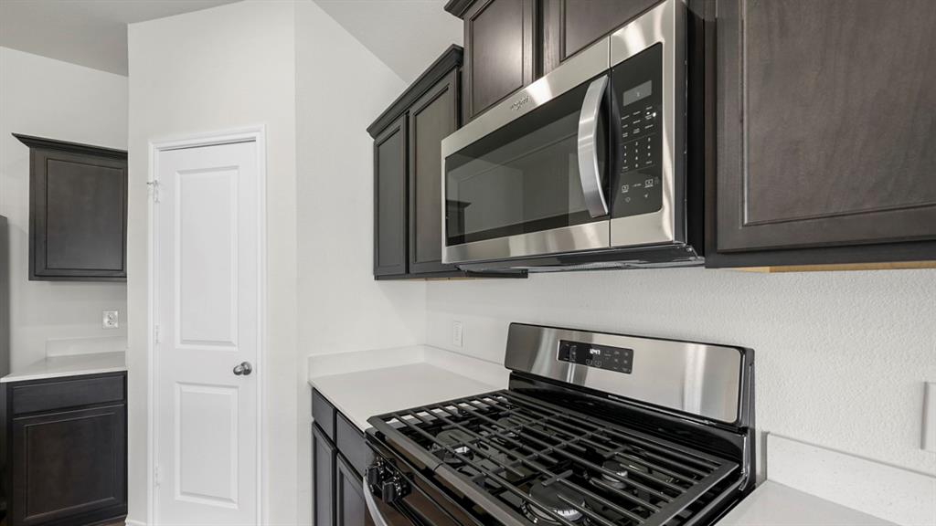 1913 Freeman Street Tyler, TX 75704 - Photo 5 of 21 Kitchen with stainless steel appliances