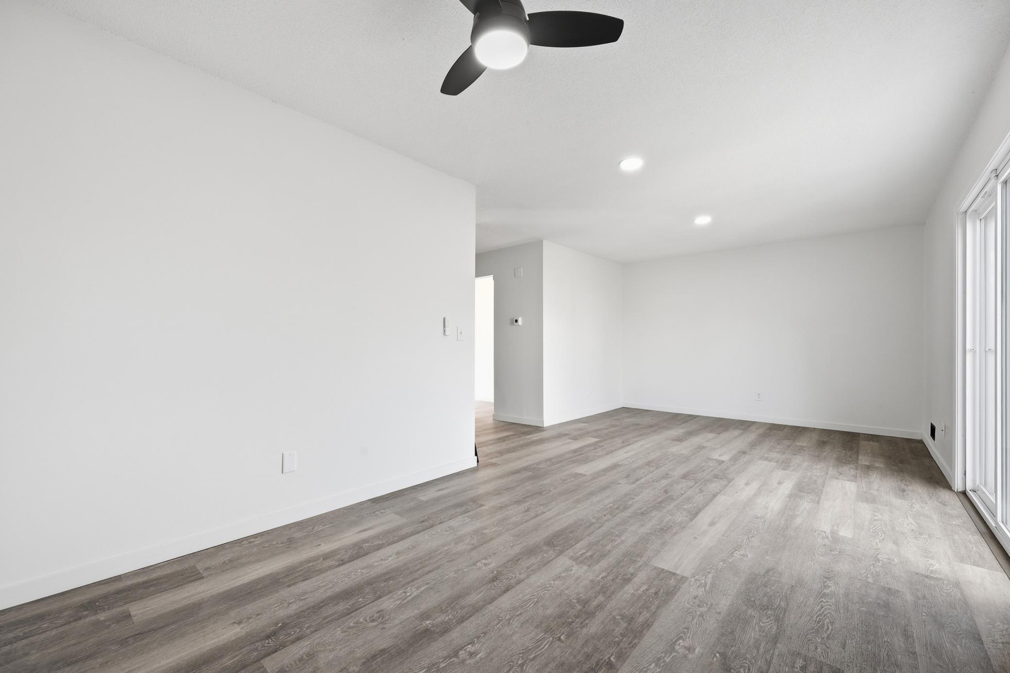 323 East 43rd Street Minneapolis, MN 55409 - Photo 17 of 32