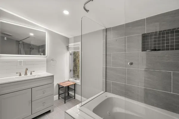 $4,250 | 133 Nichols Street, Everett, MA 02149