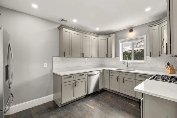 $4,250 | 133 Nichols Street, Everett, MA 02149