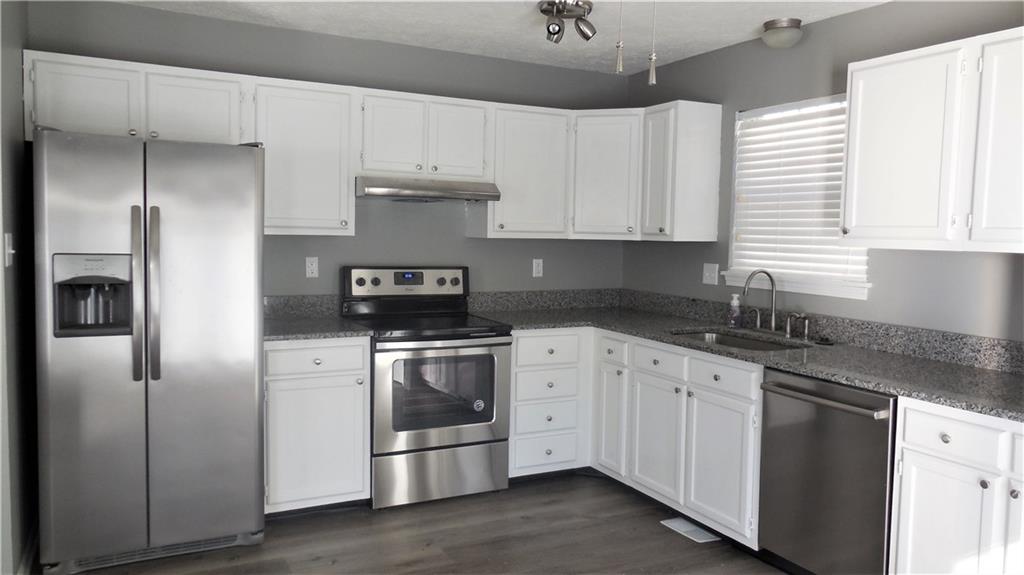 3167 Valley Farms Road Indianapolis, IN 46214 - Photo 3 of 16 Gallery Image 3