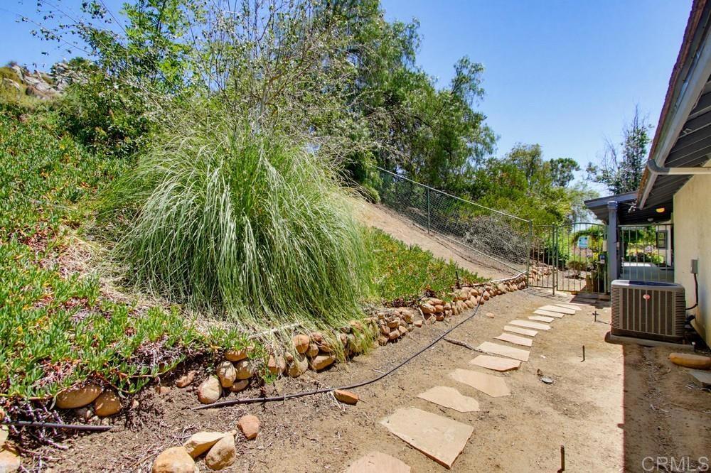 12725 Monte Vista Road Poway, CA 92064 - Photo 7 of 66