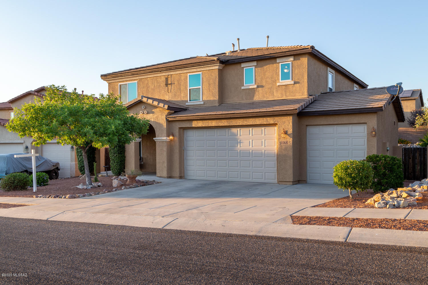 3535 East Fox Trotter Road Tucson, AZ 85739 - Photo 3 of 44