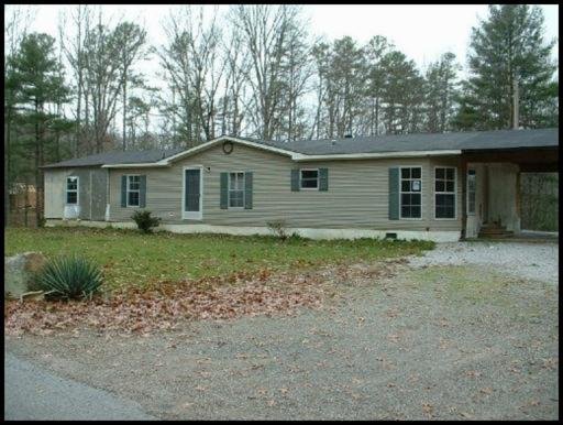 6360 Williams Creek Road Oneida, TN 37841 - Photo 1 of 1 Primary Photo
