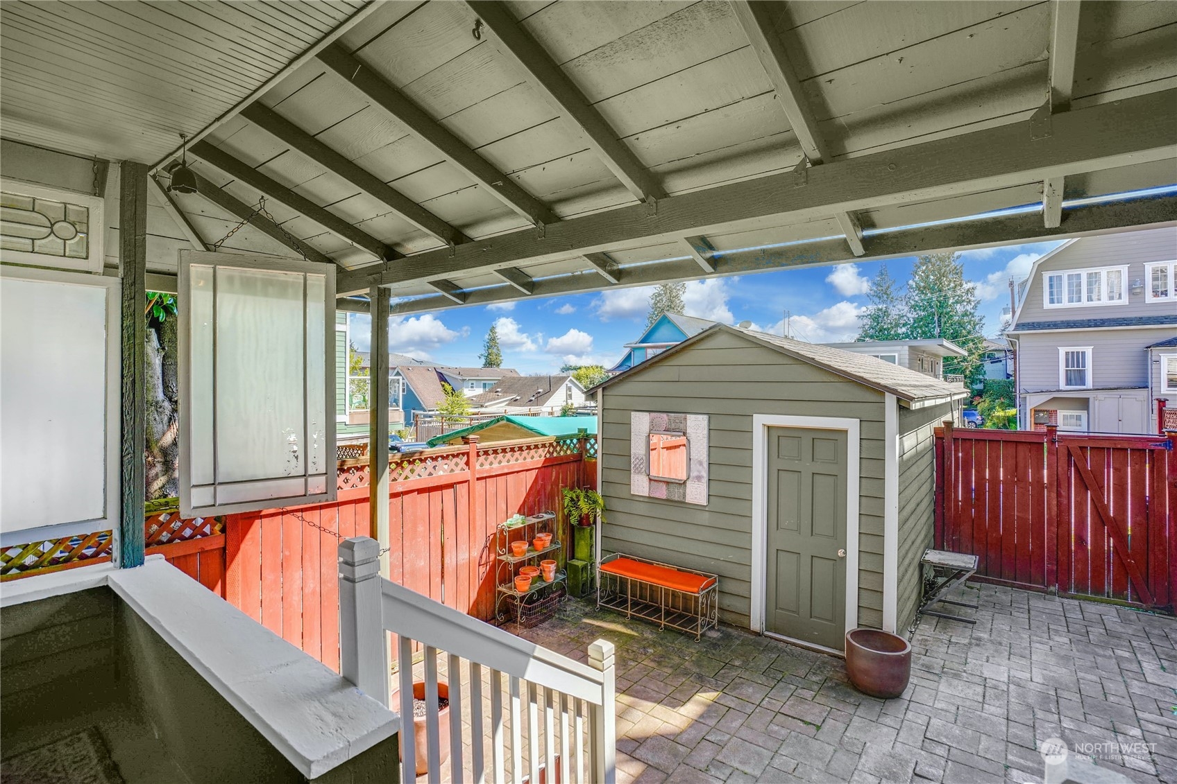 309 North 73rd Street Seattle, WA 98103 - Photo 23 of 30 a view of outdoor space