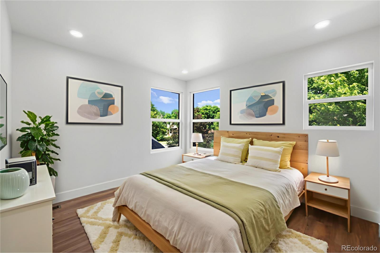 2849 Vine Street Denver, CO 80205 - Photo 21 of 34