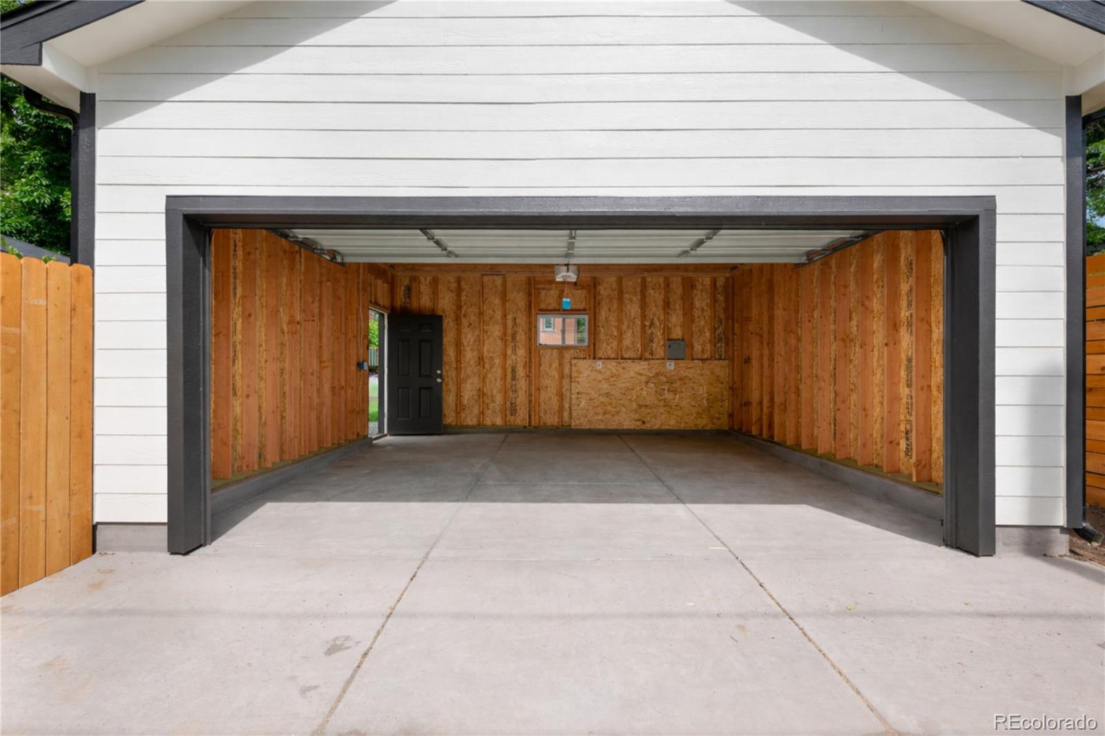 2849 Vine Street Denver, CO 80205 - Photo 30 of 34