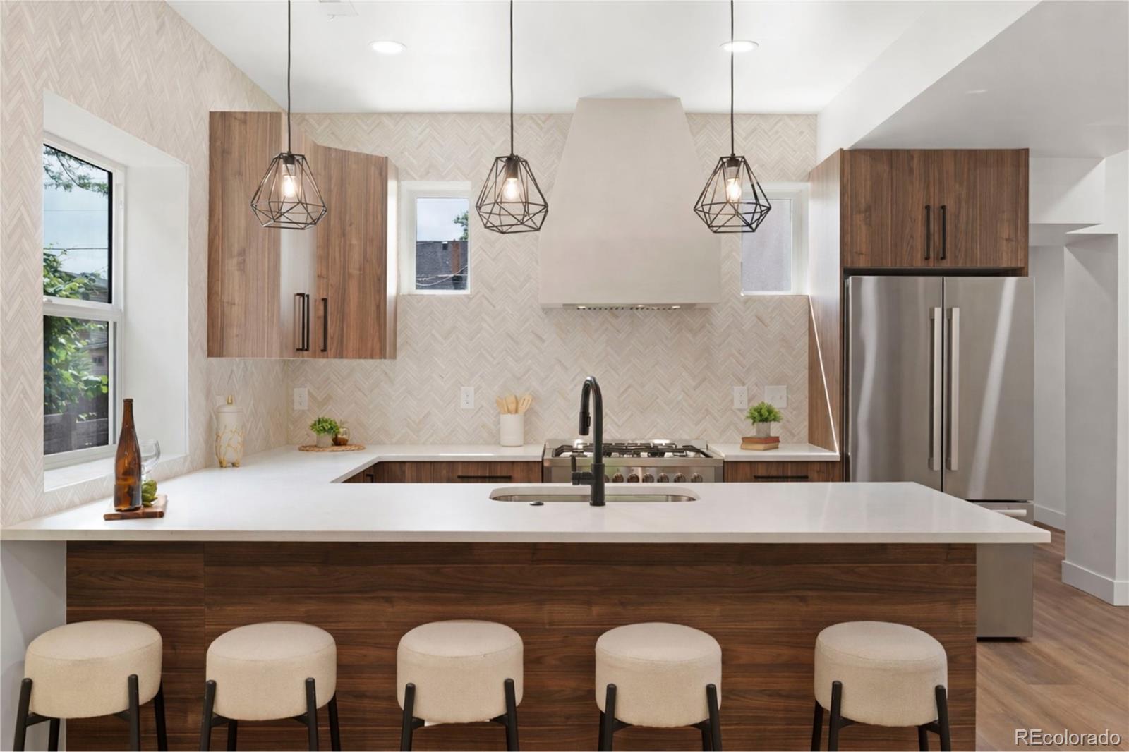 2849 Vine Street Denver, CO 80205 - Photo 6 of 34