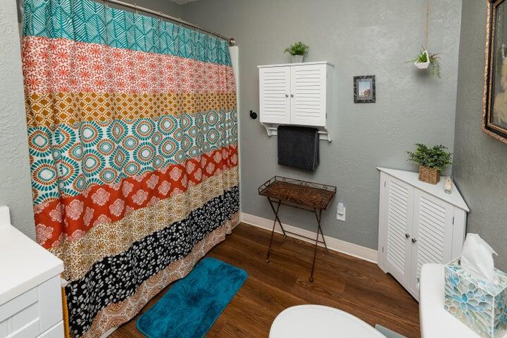 656 Southwest 13th Street Redmond, OR 97756 - Photo 16 of 27 14