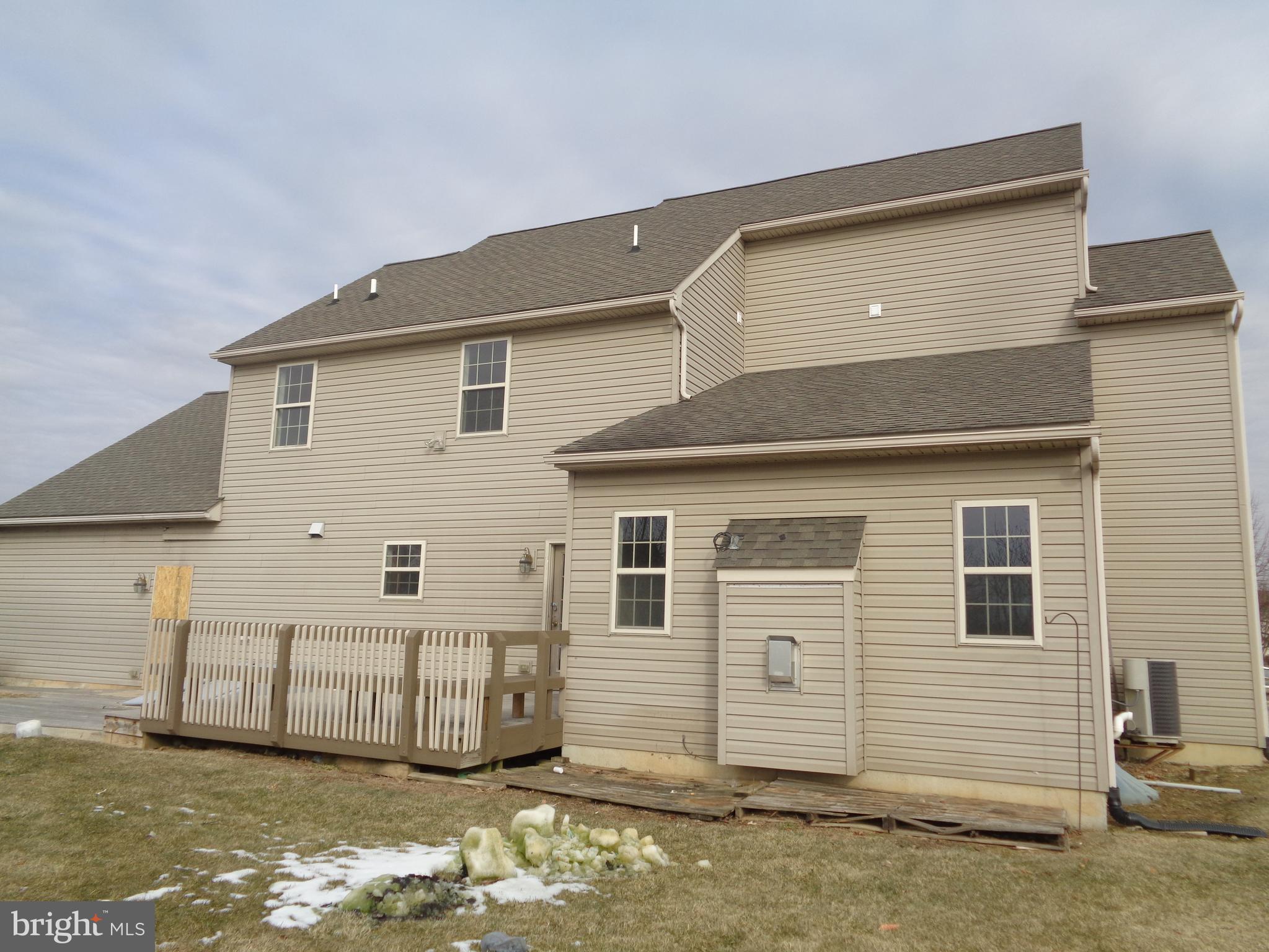 502 Royal Road Palmyra, PA 17078 - Photo 2 of 18 Gallery Image 2