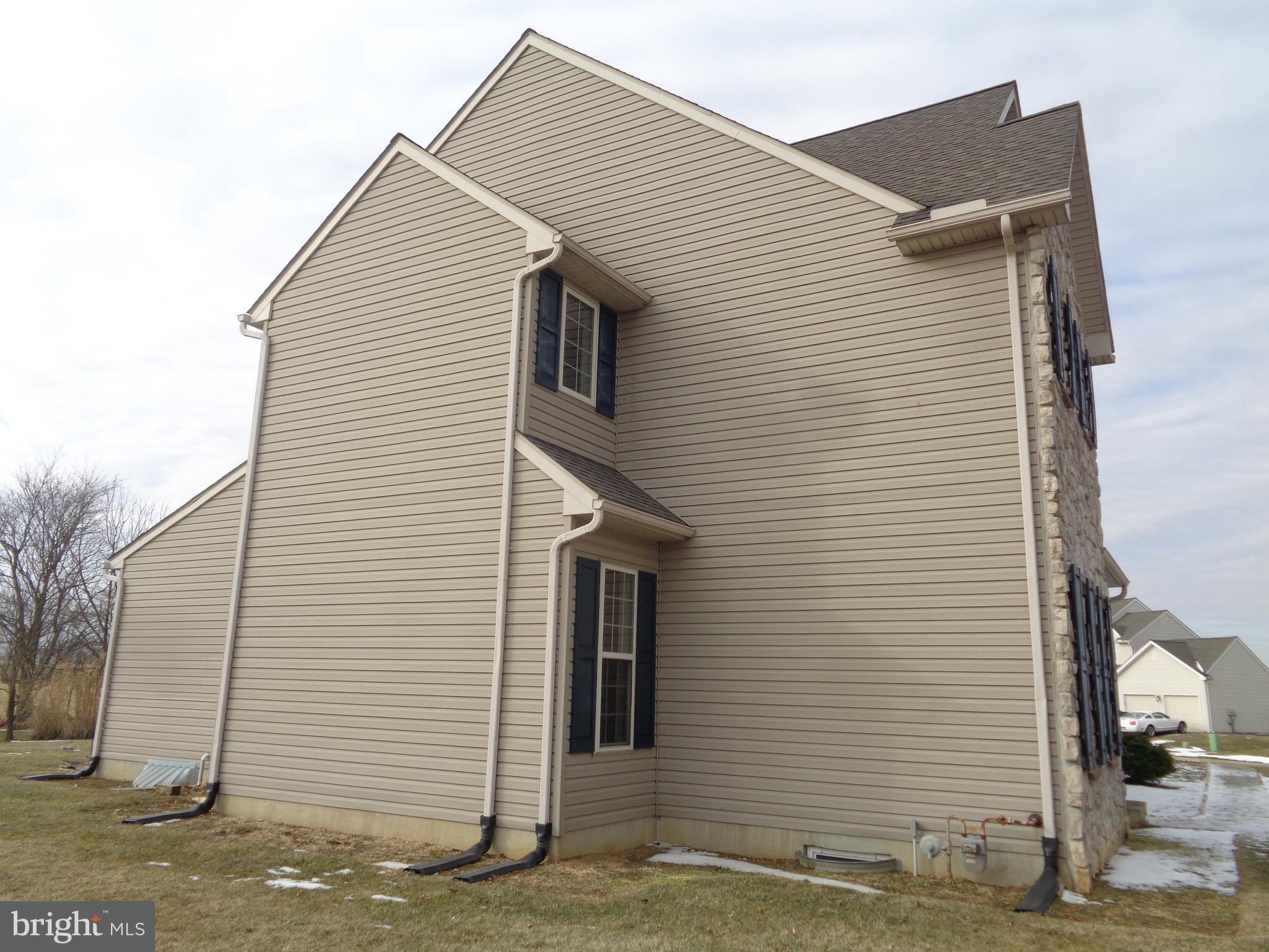 502 Royal Road Palmyra, PA 17078 - Photo 3 of 18 Gallery Image 3