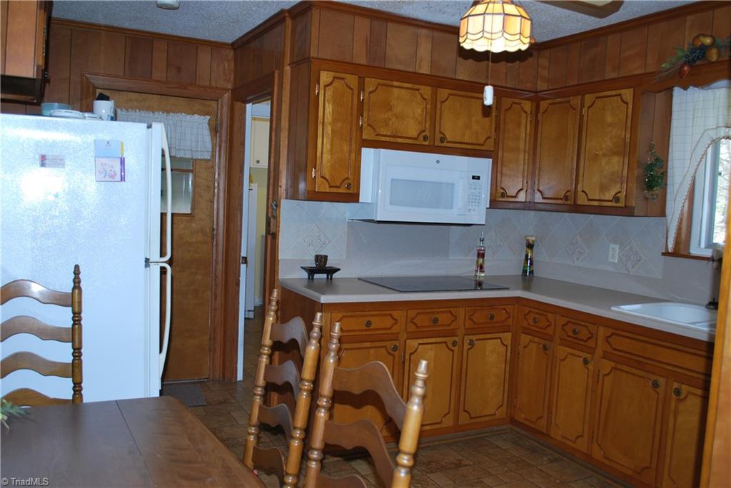 176 Midway Street Cooleemee, NC 27014 - Photo 11 of 43