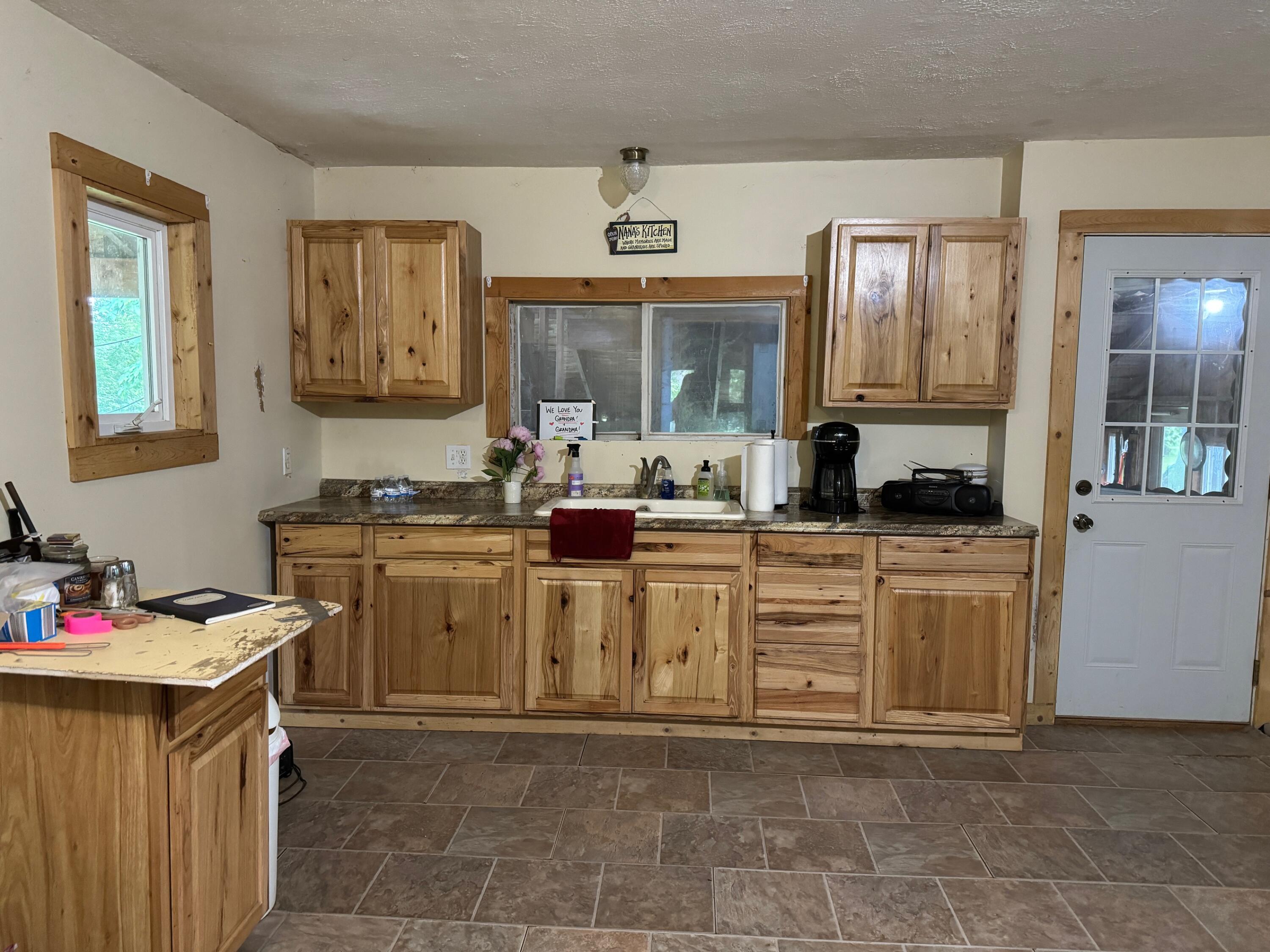 4629 Elliott Road Mason, MI 48854 - Photo 3 of 11 IMG_9786