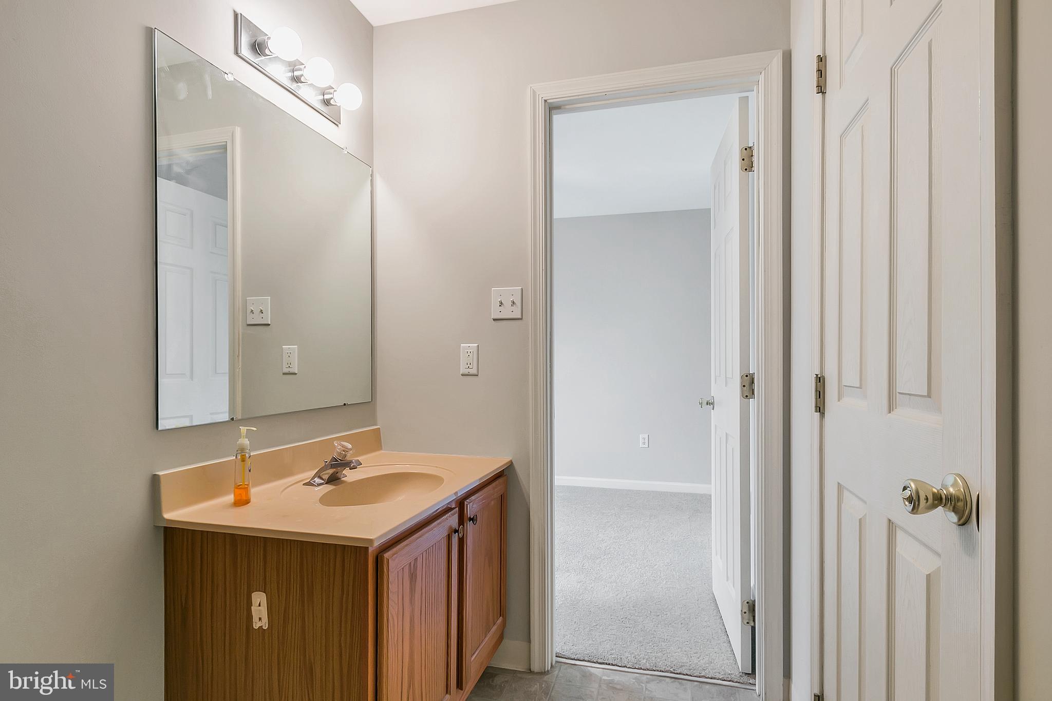 2804 Duncan Road Wilmington, DE 19808 - Photo 21 of 29 Full Bathroom 2