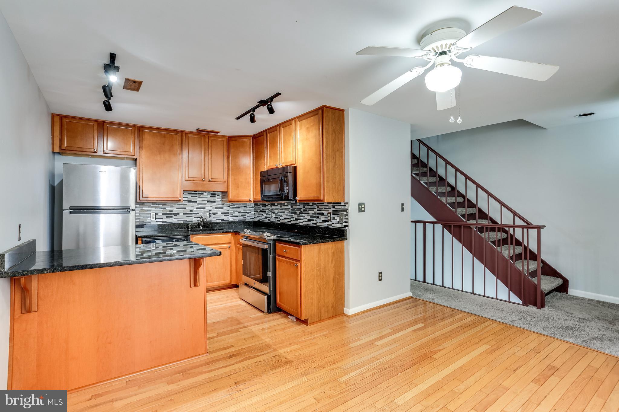 5534 Vantage Point Road Columbia, MD 21044 - Photo 2 of 22 Kitchen