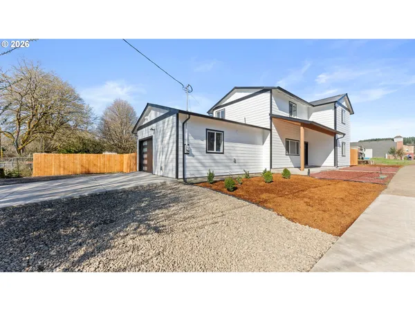 $465,000 | 141 Northeast D Street, Willamina, OR 97396