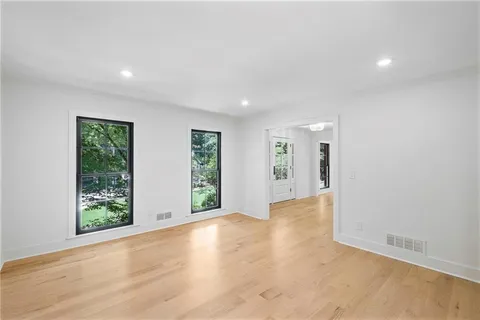 $995,000 | 140 N Bluff, Alpharetta, GA 30004