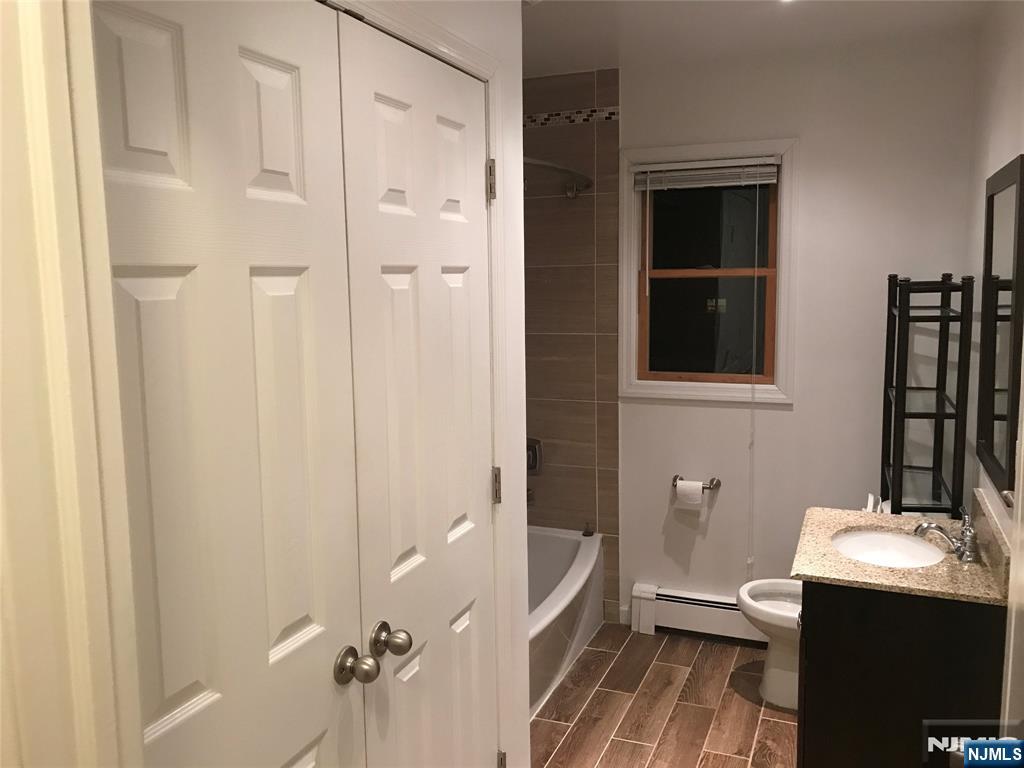 69 Prospect Street, Unit 2 Paramus, NJ 07652 - Photo 13 of 17