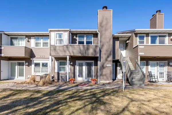 $169,900 | 4643 Crow Creek Court, Bettendorf, IA 52722