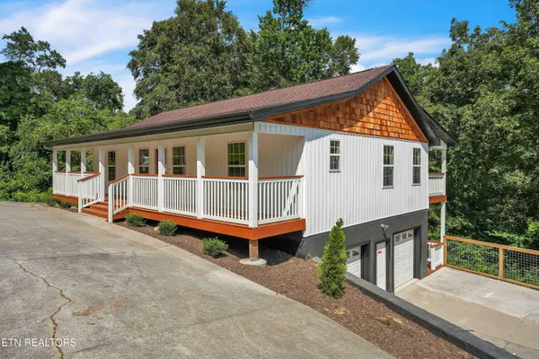 $475,000 | 334 Amolee Lane, Sevierville, TN 37876