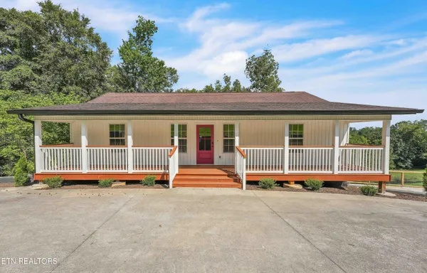 $475,000 | 334 Amolee Lane, Sevierville, TN 37876