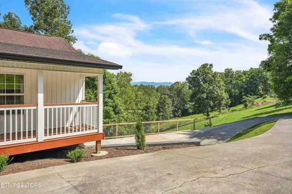 $475,000 | 334 Amolee Lane, Sevierville, TN 37876