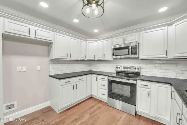 $475,000 | 334 Amolee Lane, Sevierville, TN 37876