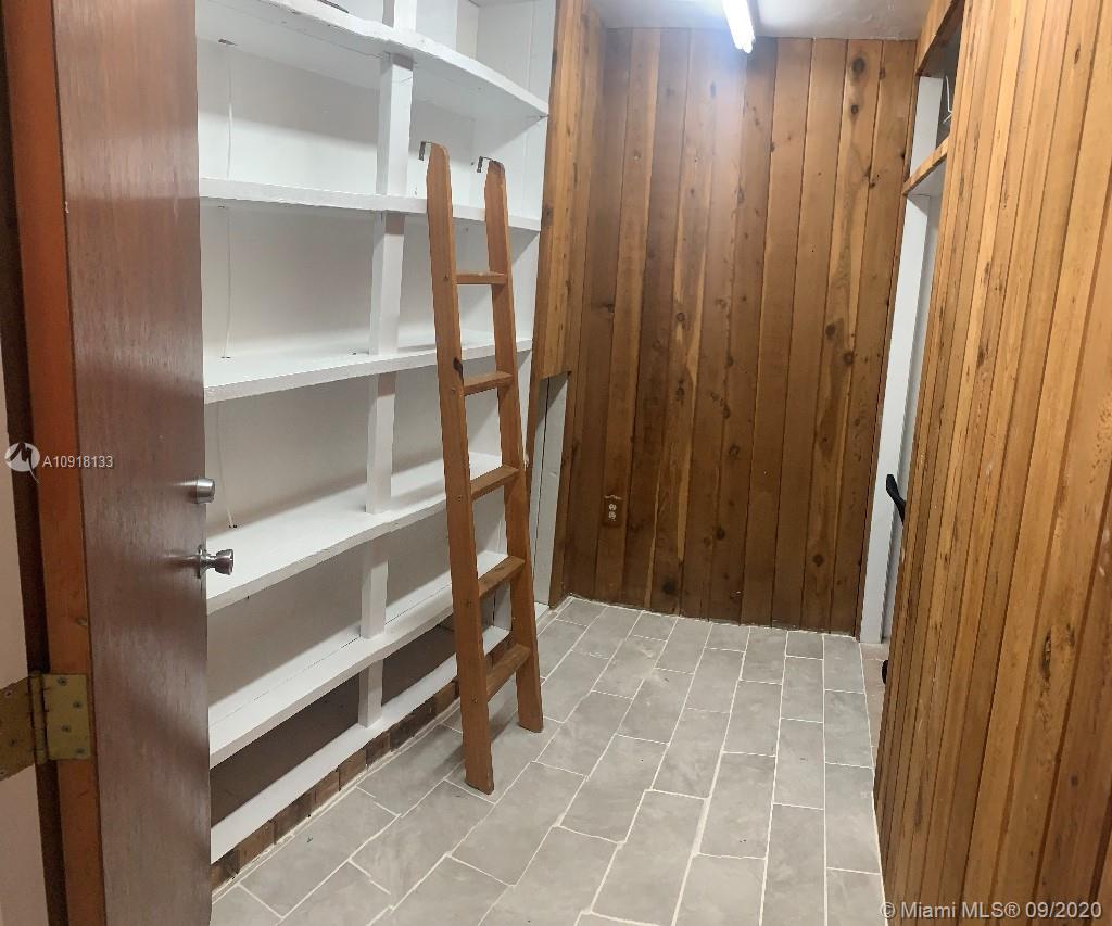 19233 Southwest 93rd Road Cutler Bay, FL 33157 - Photo 11 of 25