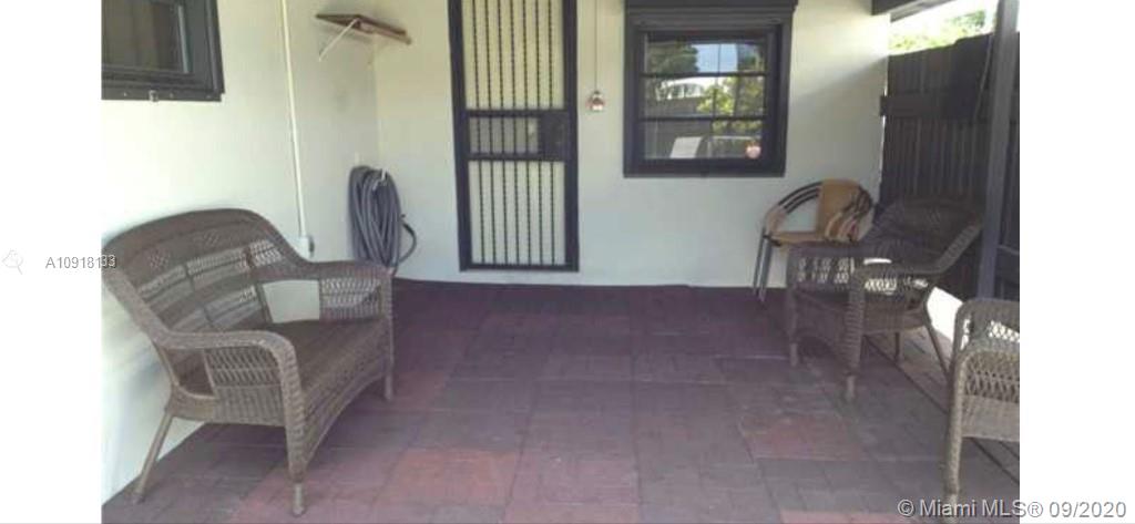 19233 Southwest 93rd Road Cutler Bay, FL 33157 - Photo 21 of 25