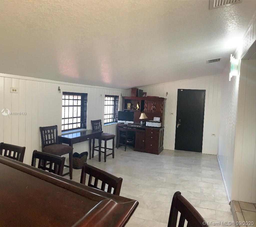 19233 Southwest 93rd Road Cutler Bay, FL 33157 - Photo 7 of 25