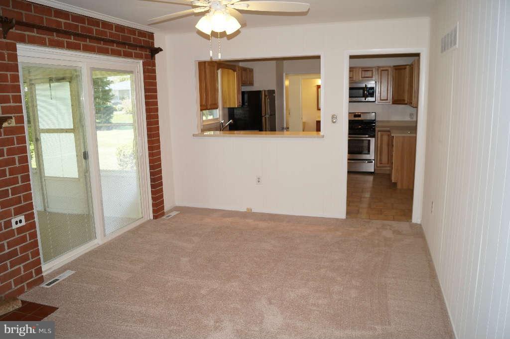 7985 Martown Road Laurel, MD 20723 - Photo 9 of 20 Family Room (alternate view)