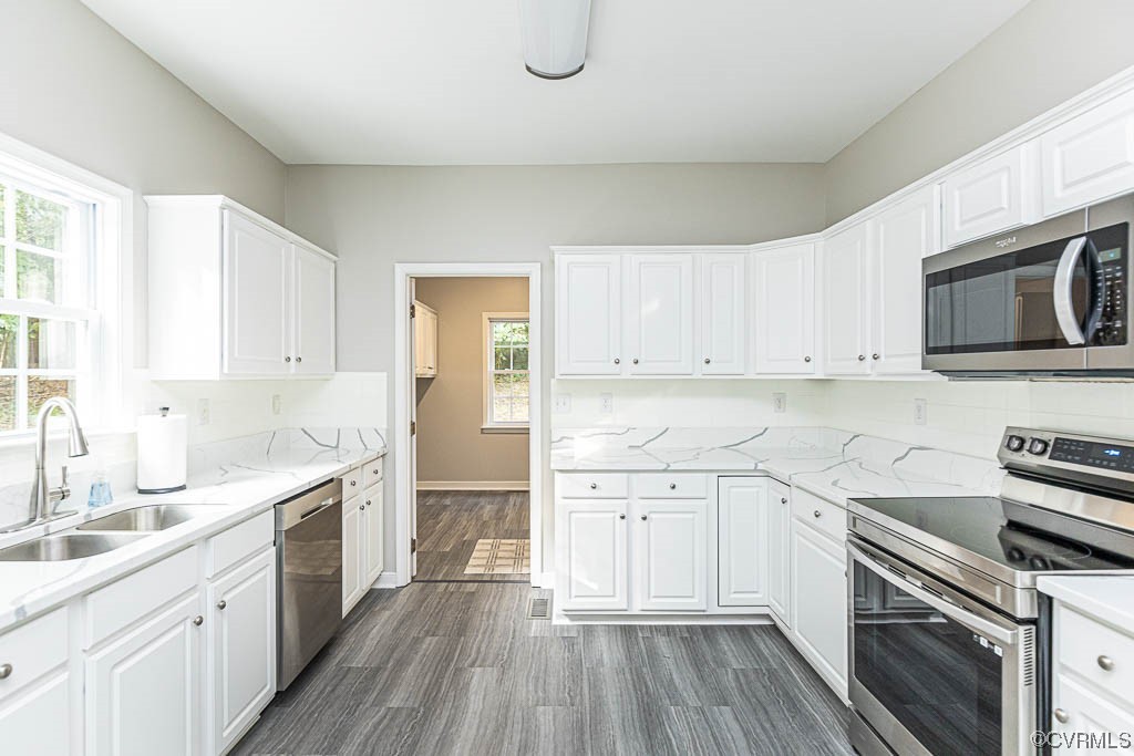 7112 Swiftrock Ridge Place Chesterfield, VA 23838 - Photo 13 of 50 Gallery Image 13