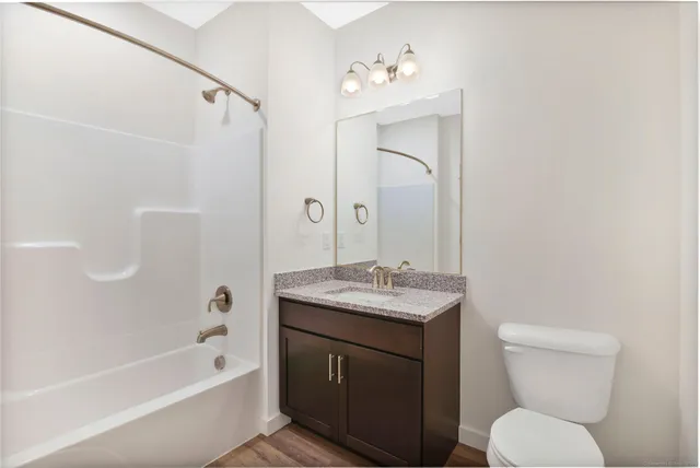 $2,550 | 280 Salmon Brook Street, Unit 4312, Granby, CT 06035