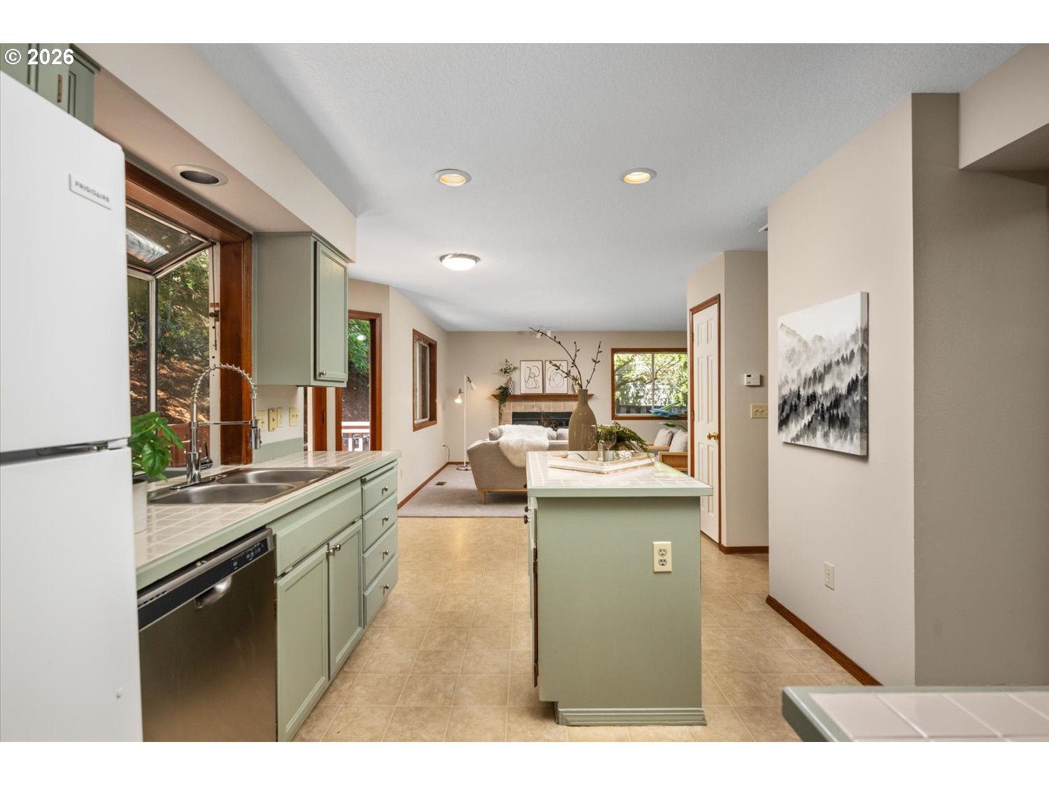 6667 Apollo Road West Linn, OR 97068 - Photo 14 of 48 Gallery Image 14
