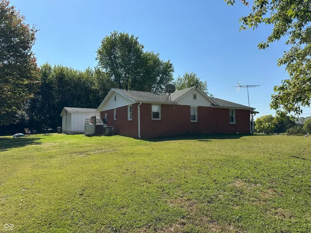 $180,000 | 549 North Leitzman Road, Paragon, IN 46166