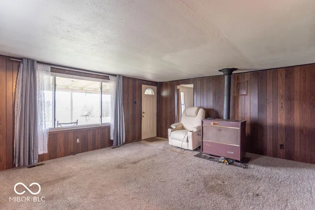 $180,000 | 549 North Leitzman Road, Paragon, IN 46166