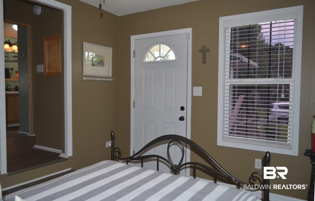 237 Defuniak Loop Lillian, AL 36549 - Photo 18 of 34