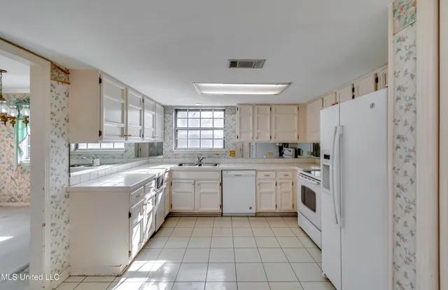 $195,000 | 132 Pleasant Grove Drive, Brandon, MS 39042