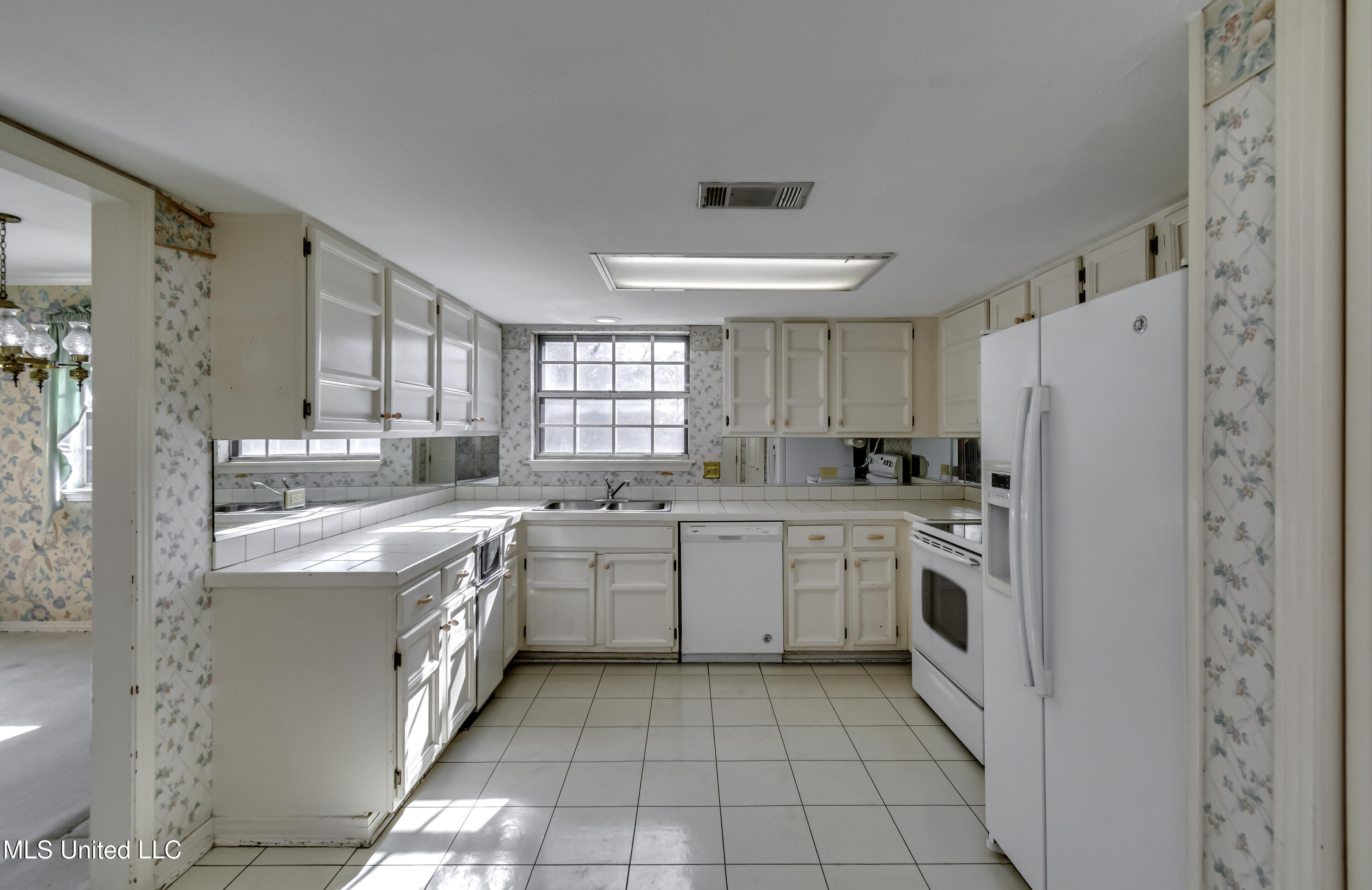 132 Pleasant Grove Drive Brandon, MS 39042 - Photo 15 of 51 132 Plesant Grove Dr--43