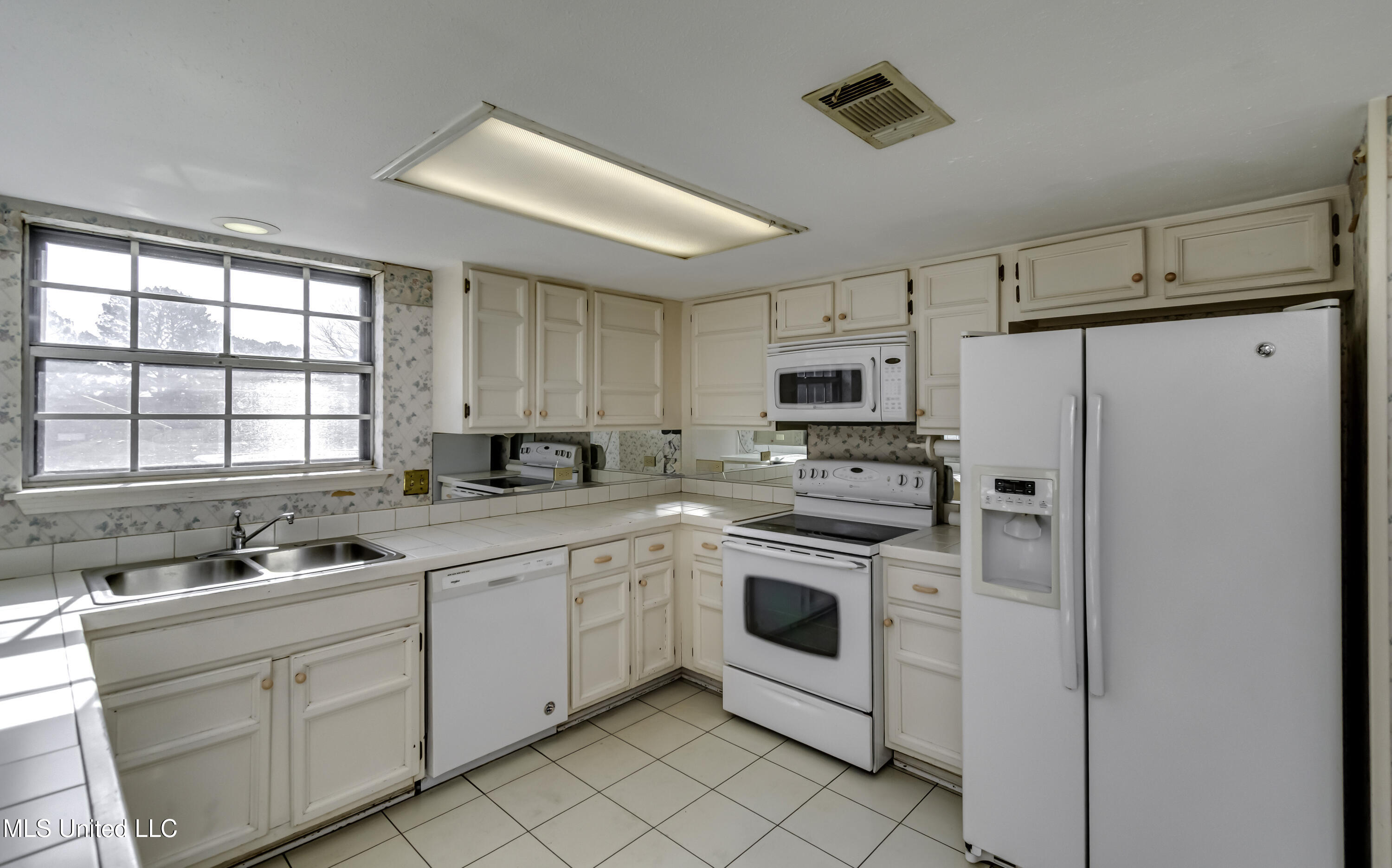 132 Pleasant Grove Drive Brandon, MS 39042 - Photo 18 of 51 132 Plesant Grove Dr--39