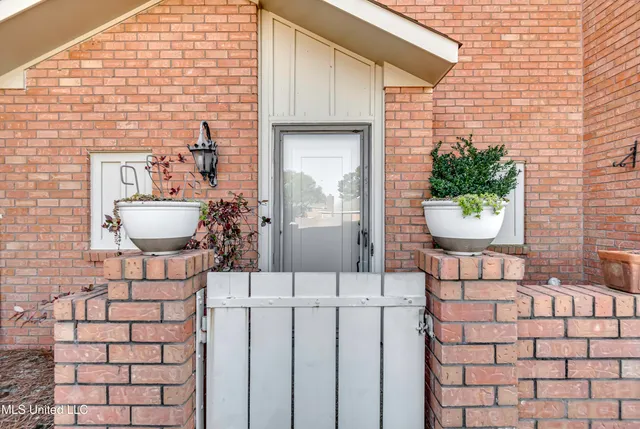 $195,000 | 132 Pleasant Grove Drive, Brandon, MS 39042