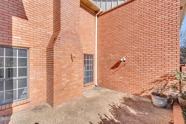 $195,000 | 132 Pleasant Grove Drive, Brandon, MS 39042