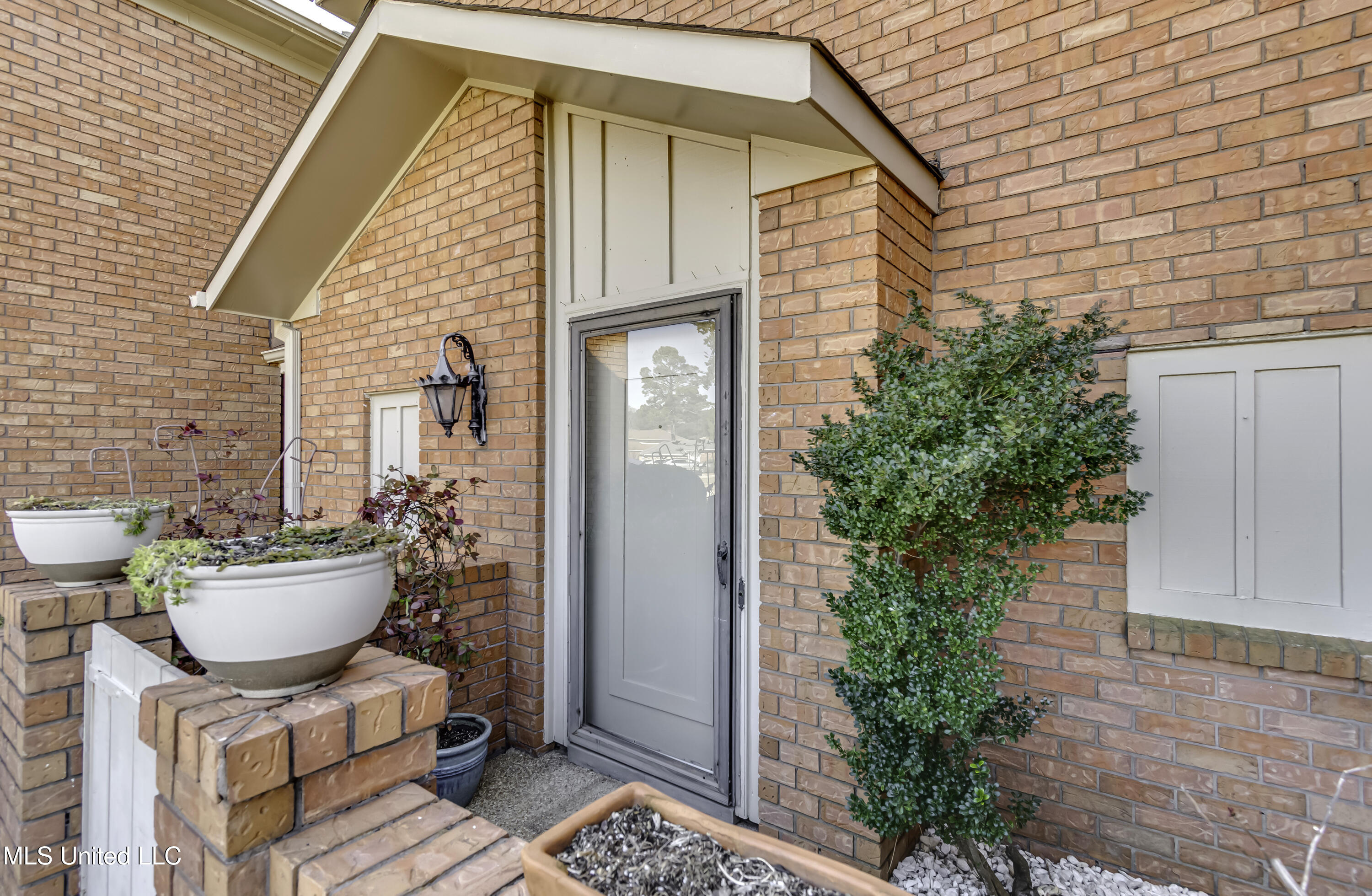 132 Pleasant Grove Drive Brandon, MS 39042 - Photo 5 of 51 132 Plesant Grove Dr--9