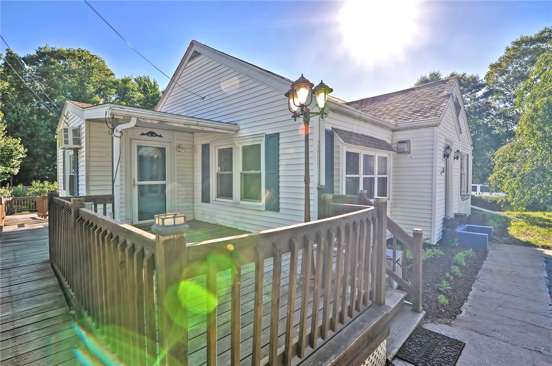 19 Pine Swamp Road Cumberland, RI 02895 - Photo 3 of 24