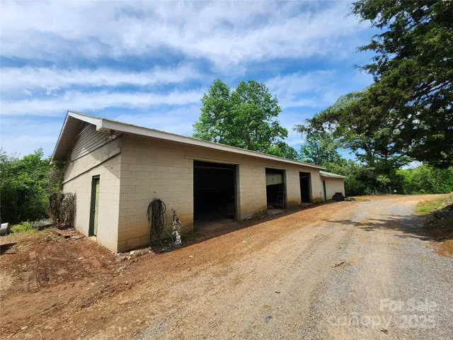 $275,000 | 130 Susan Road, Casar, NC 28020