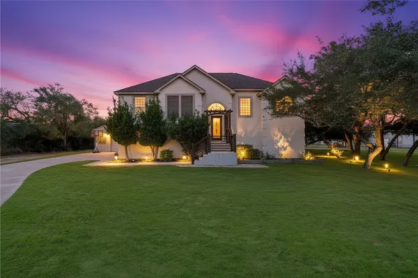 $600,000 | 422 Spanish Woods Drive, Rockport, TX 78382