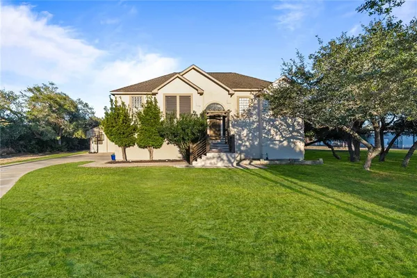 $550,000 | 422 Spanish Woods Drive, Rockport, TX 78382