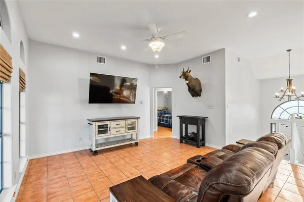 $550,000 | 422 Spanish Woods Drive, Rockport, TX 78382