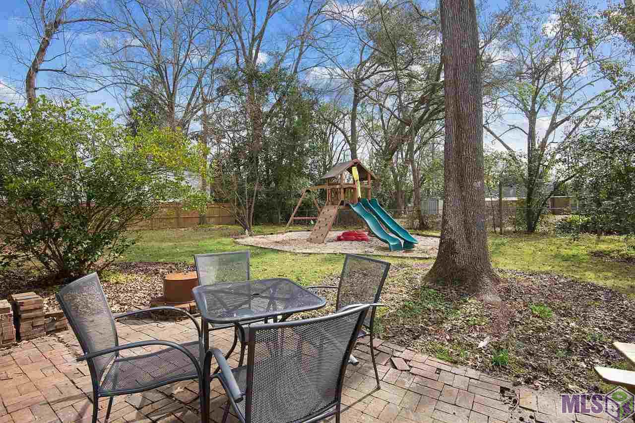 766 Rodney Drive Baton Rouge, LA 70808 - Photo 15 of 16 Huge backyard